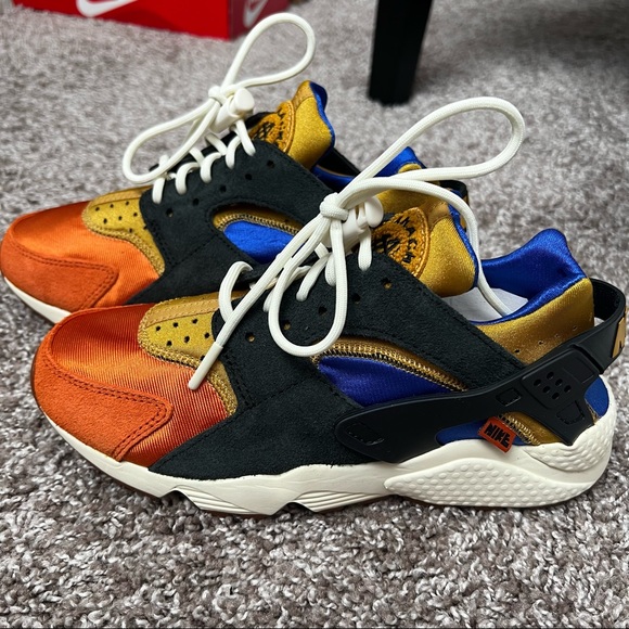 Nike Huarache - Picture 8 of 9